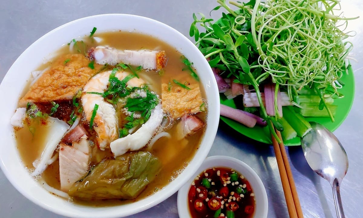 bánh canh Đà Nẵng