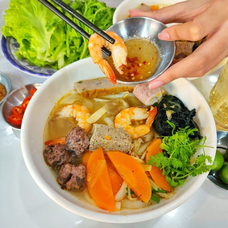 bánh canh Đà Nẵng