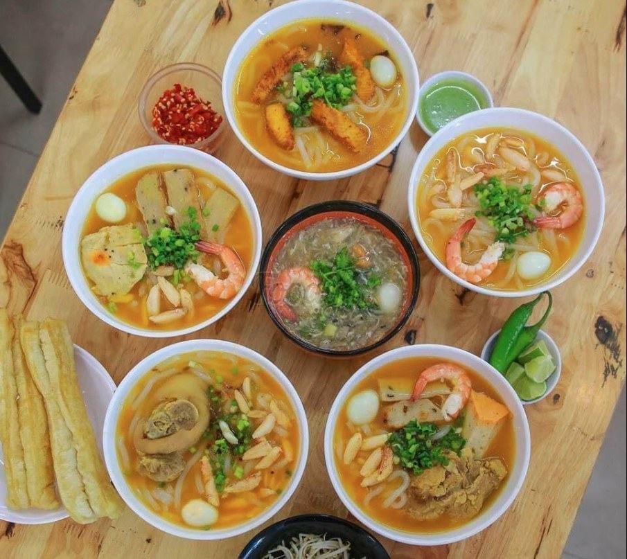 bánh canh Đà Nẵng