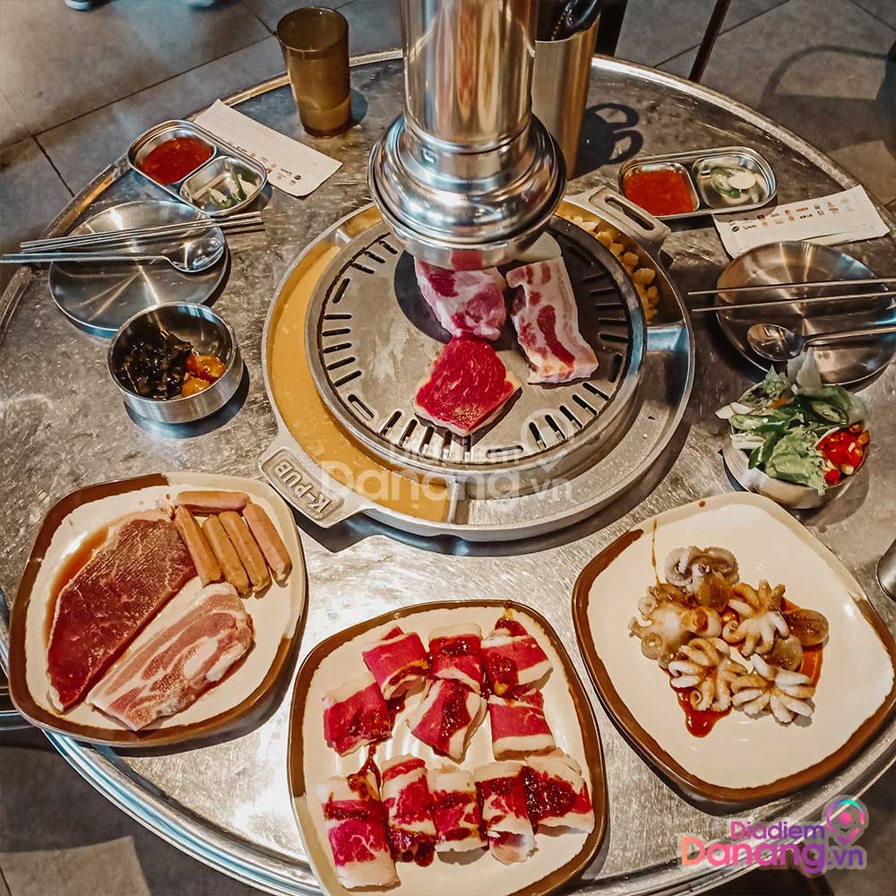 Kpub Võ Văn Kiệt – Buffet nướng lẩu tưởng không phê mà phê không tưởng