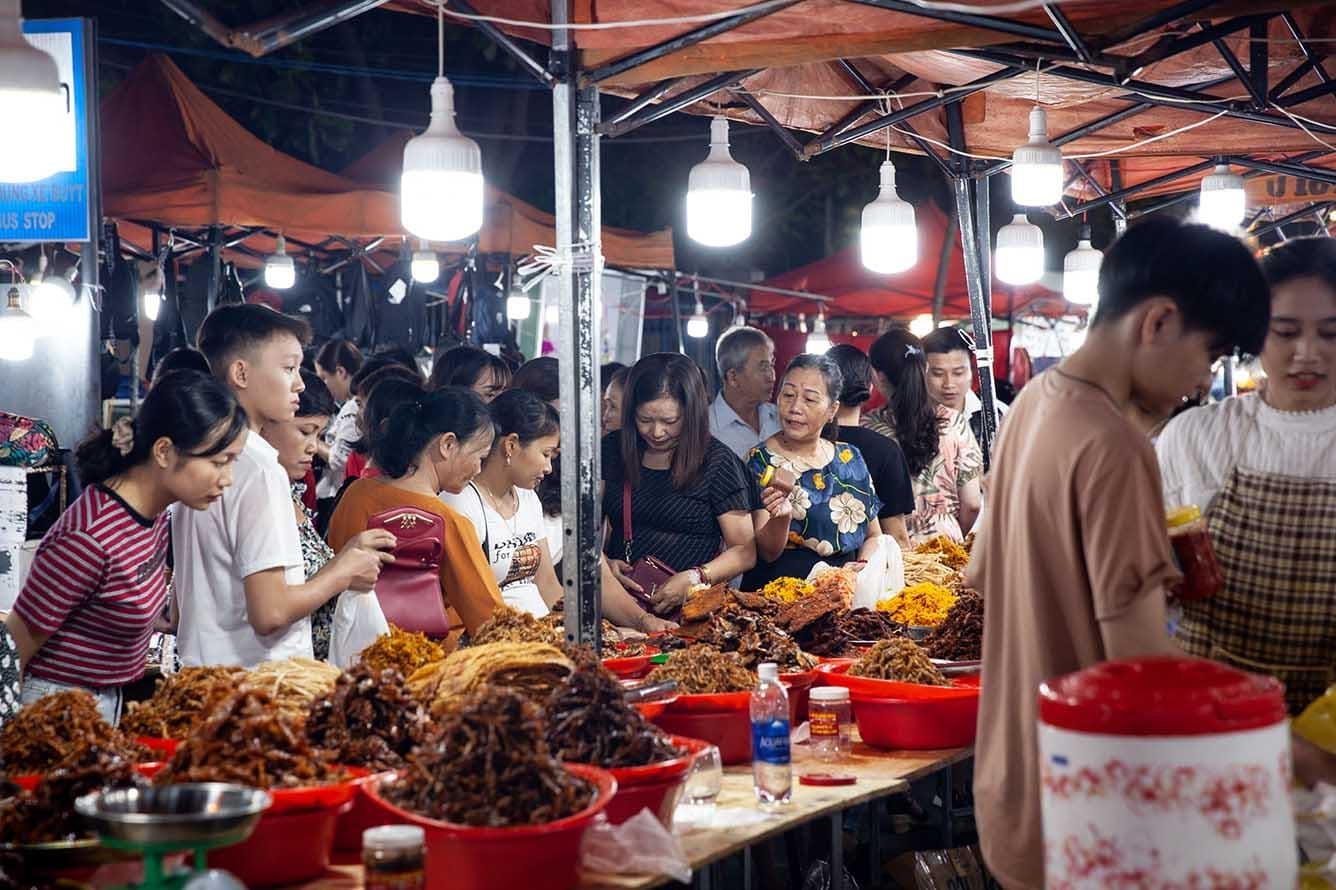 Đánh giá Chợ đêm Sơn Trà – Đường Mai Hắc Đế Đà Nẵng