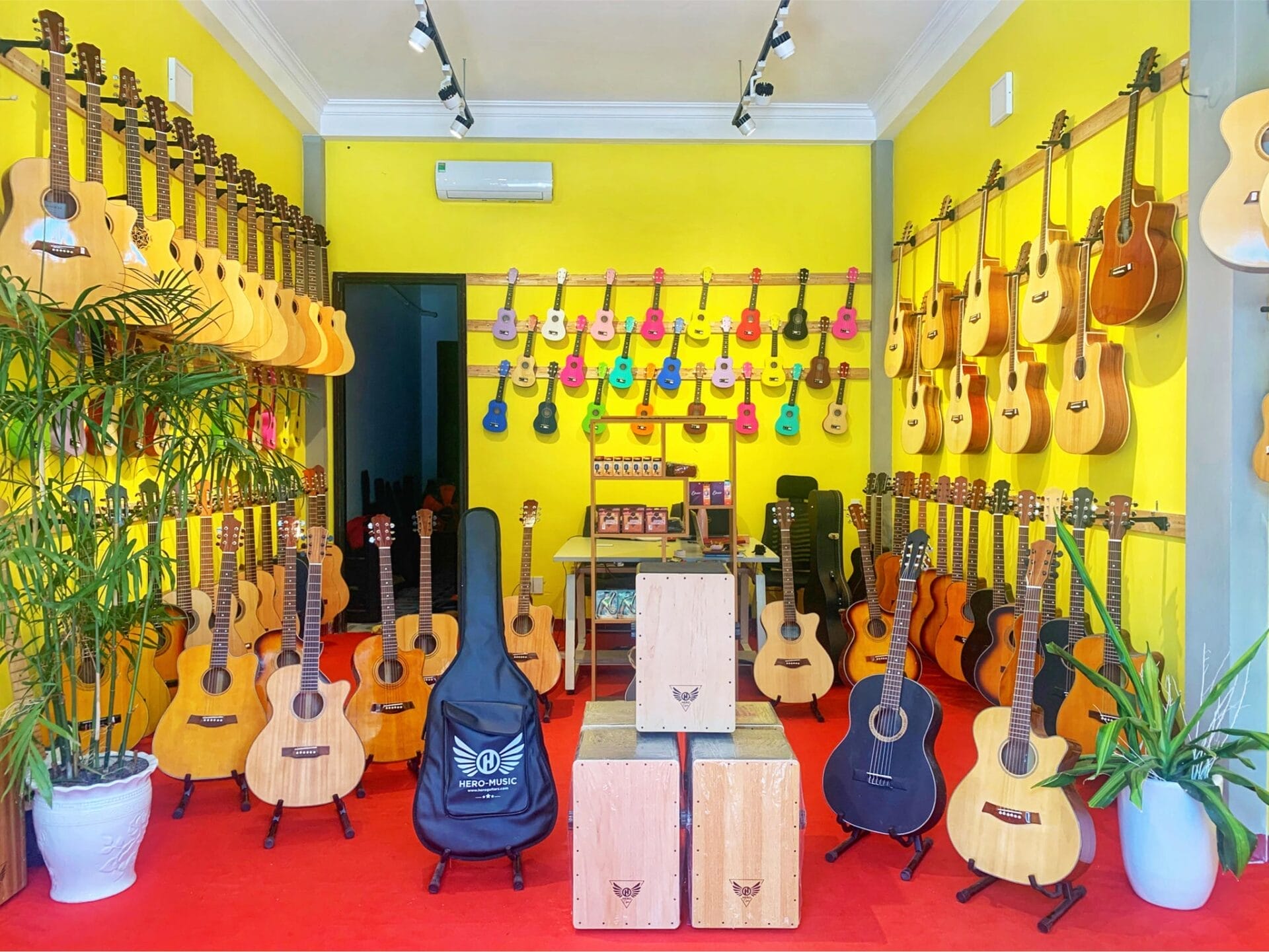 địa chỉ mua đàn guitar ở Đà Nẵng