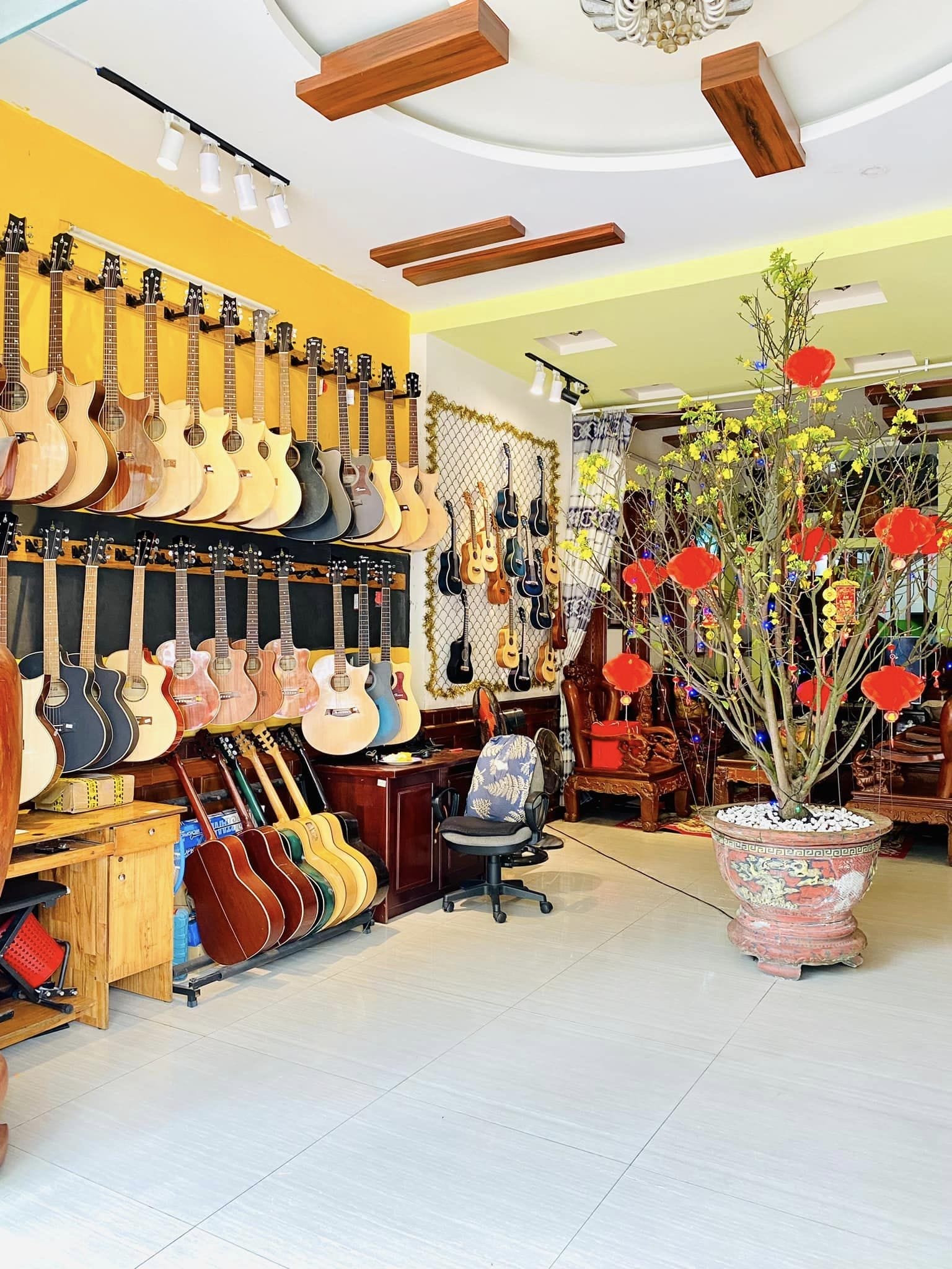 địa chỉ mua đàn guitar ở Đà Nẵng