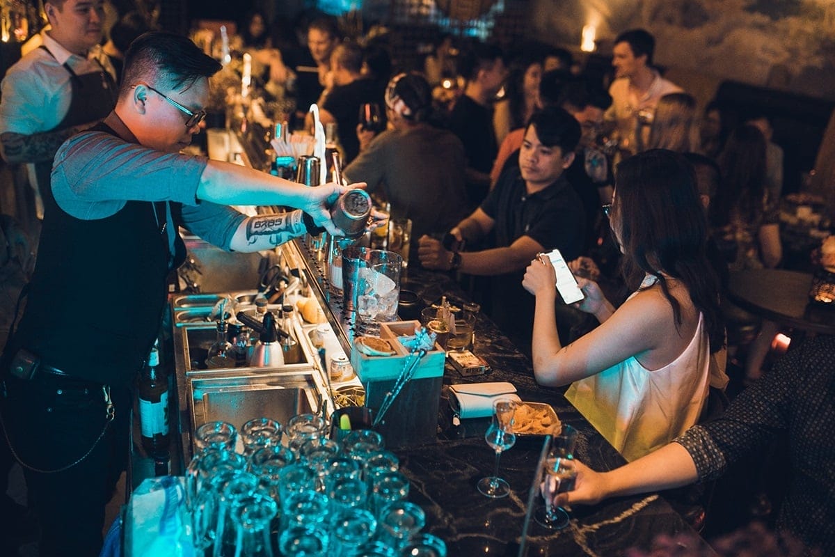 New Phương Đông Bar
