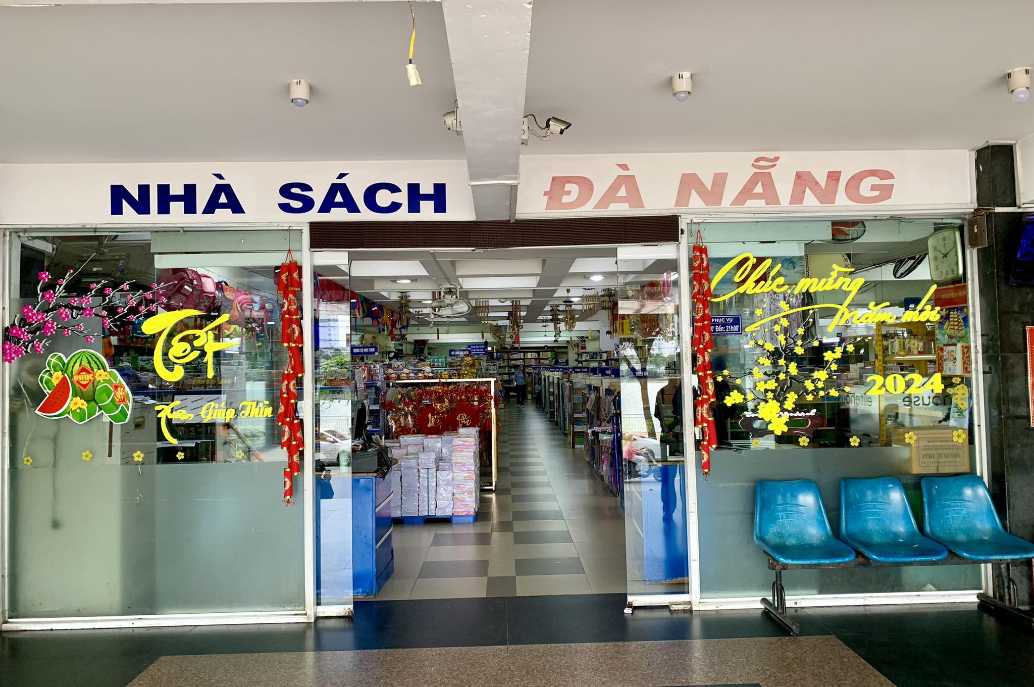 Nhà sách Đà Nẵng