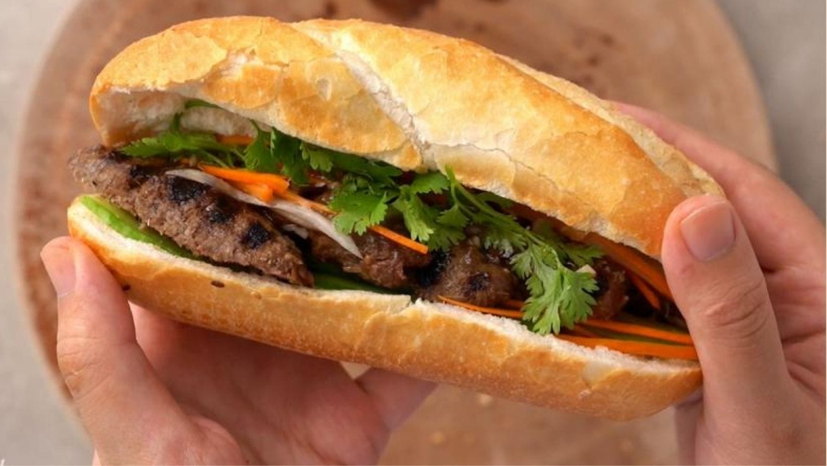 tiệm bánh mì đà nẵng