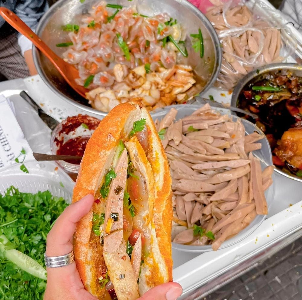 tiệm bánh mì đà nẵng