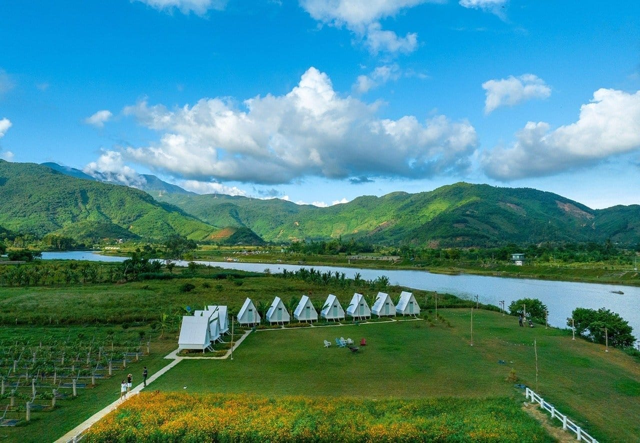 Đánh giá Yên Valley – Vườn Nho Thung Lũng Nam Yên