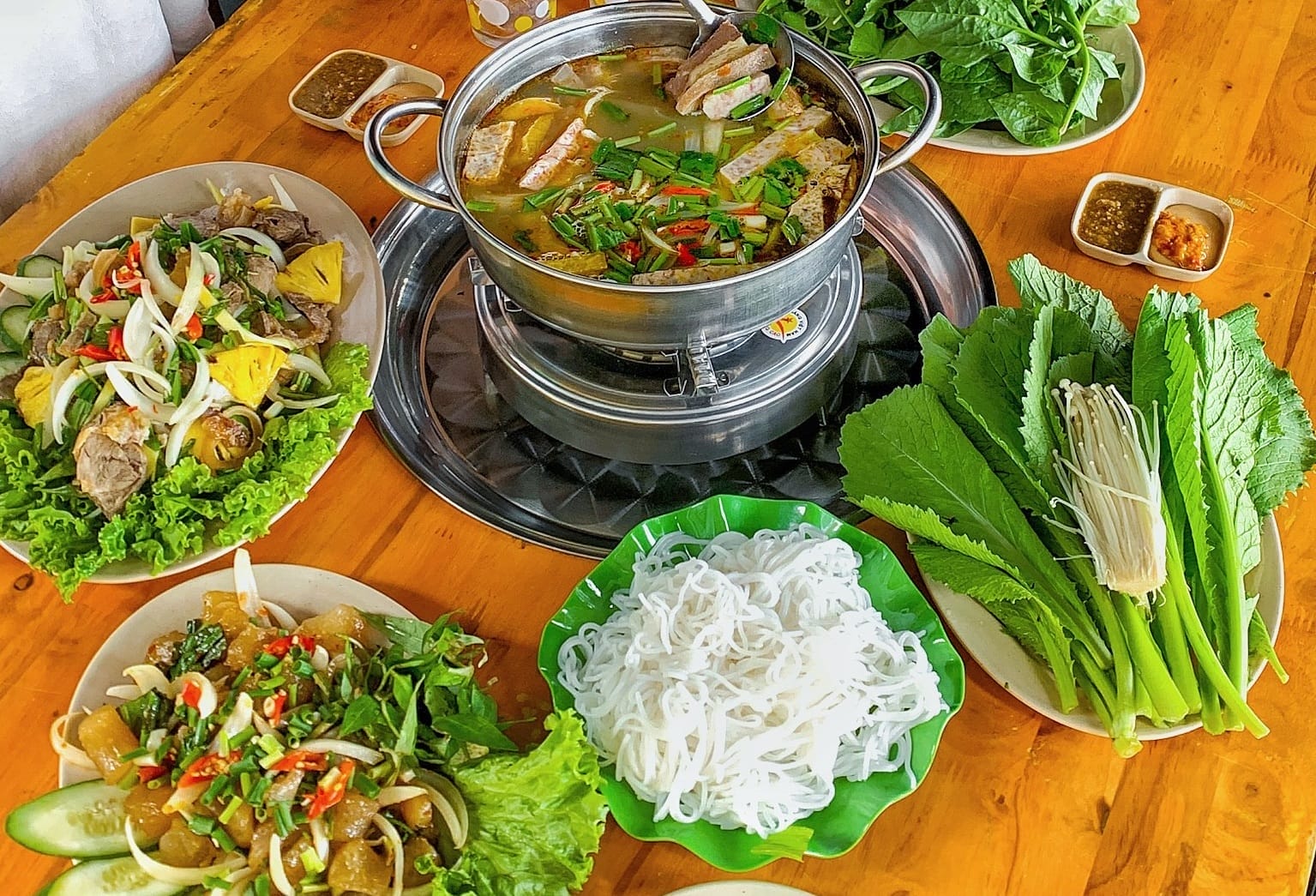 Lẩu bò Đà Nẵng