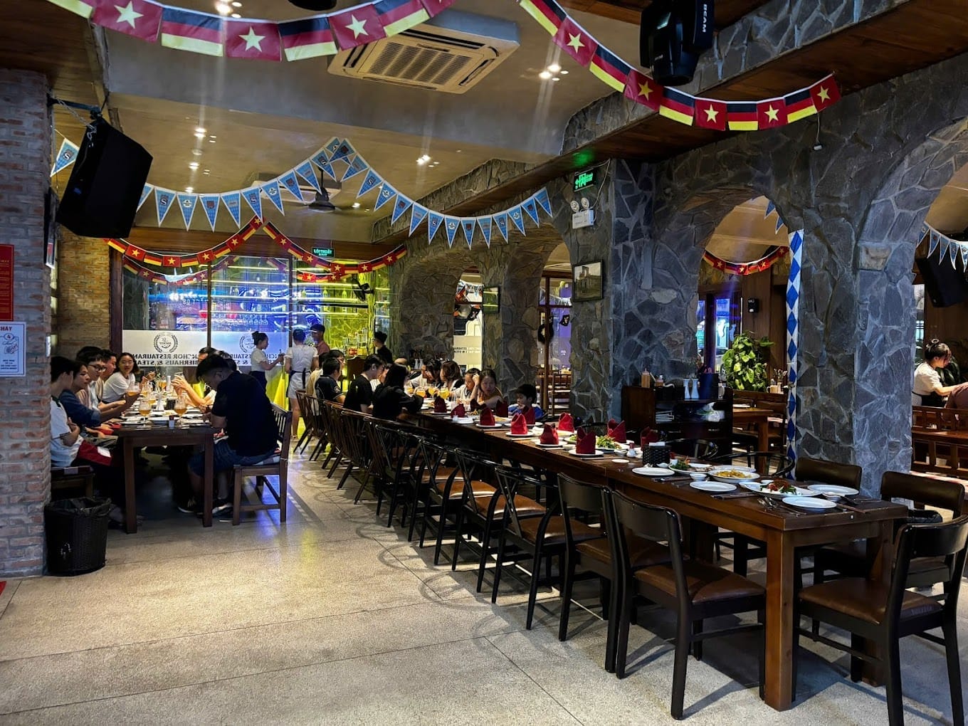 Anchor Restaurant – 83-85-87 Trần Phú, Hải Châu, Đà Nẵng