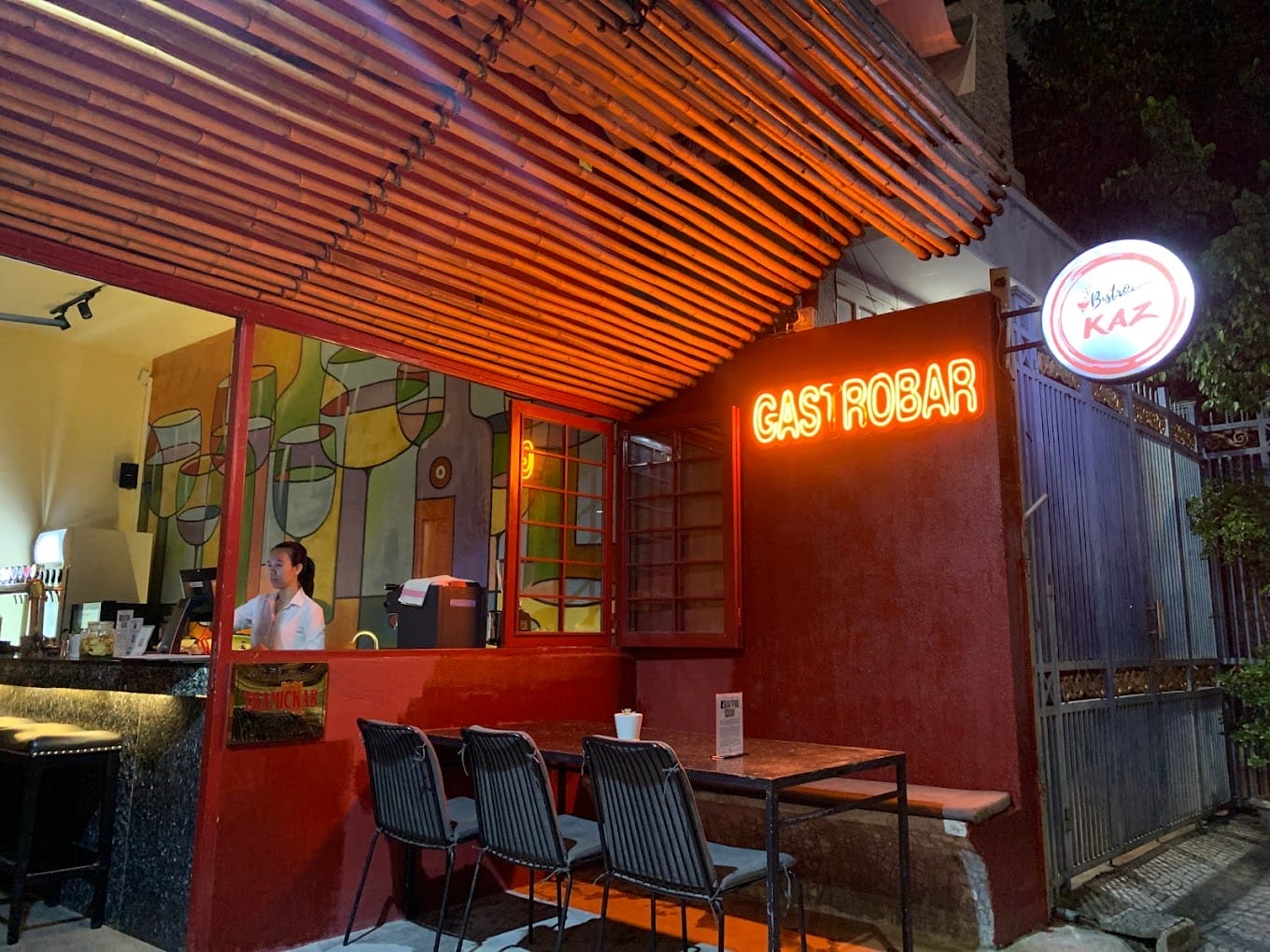 Đánh giá Bistro KAZ – 140 Hồ Xuân Hương, Khuê Mỹ, Ngũ Hành Sơn, Đà Nẵng