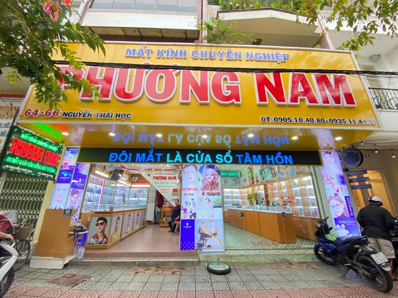 Cắt kính cận đà nẵng