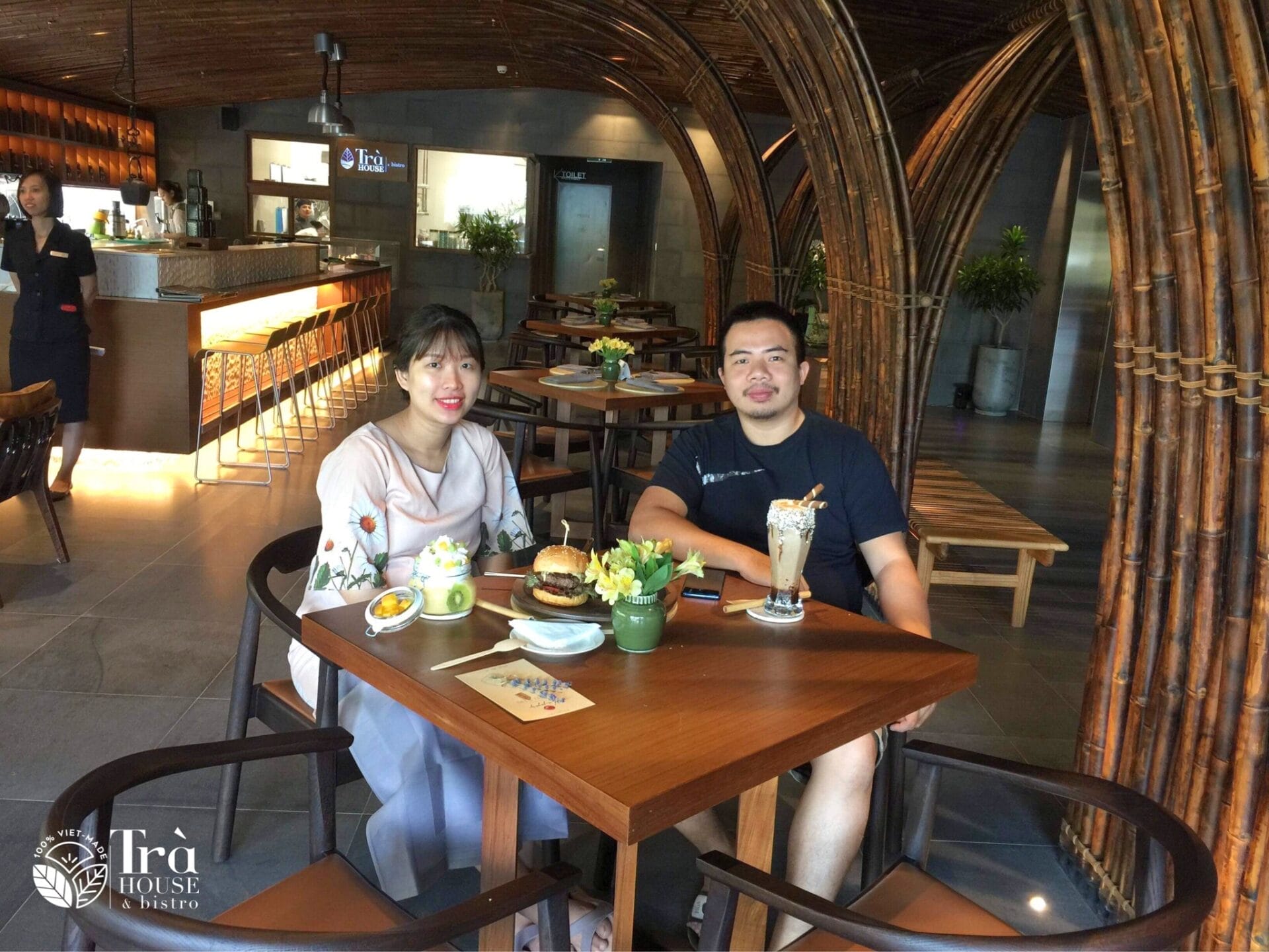 Đánh giá Trà House and Bistro – 210 Võ Nguyên Giáp, Phước Mỹ, Sơn Trà, Đà Nẵng