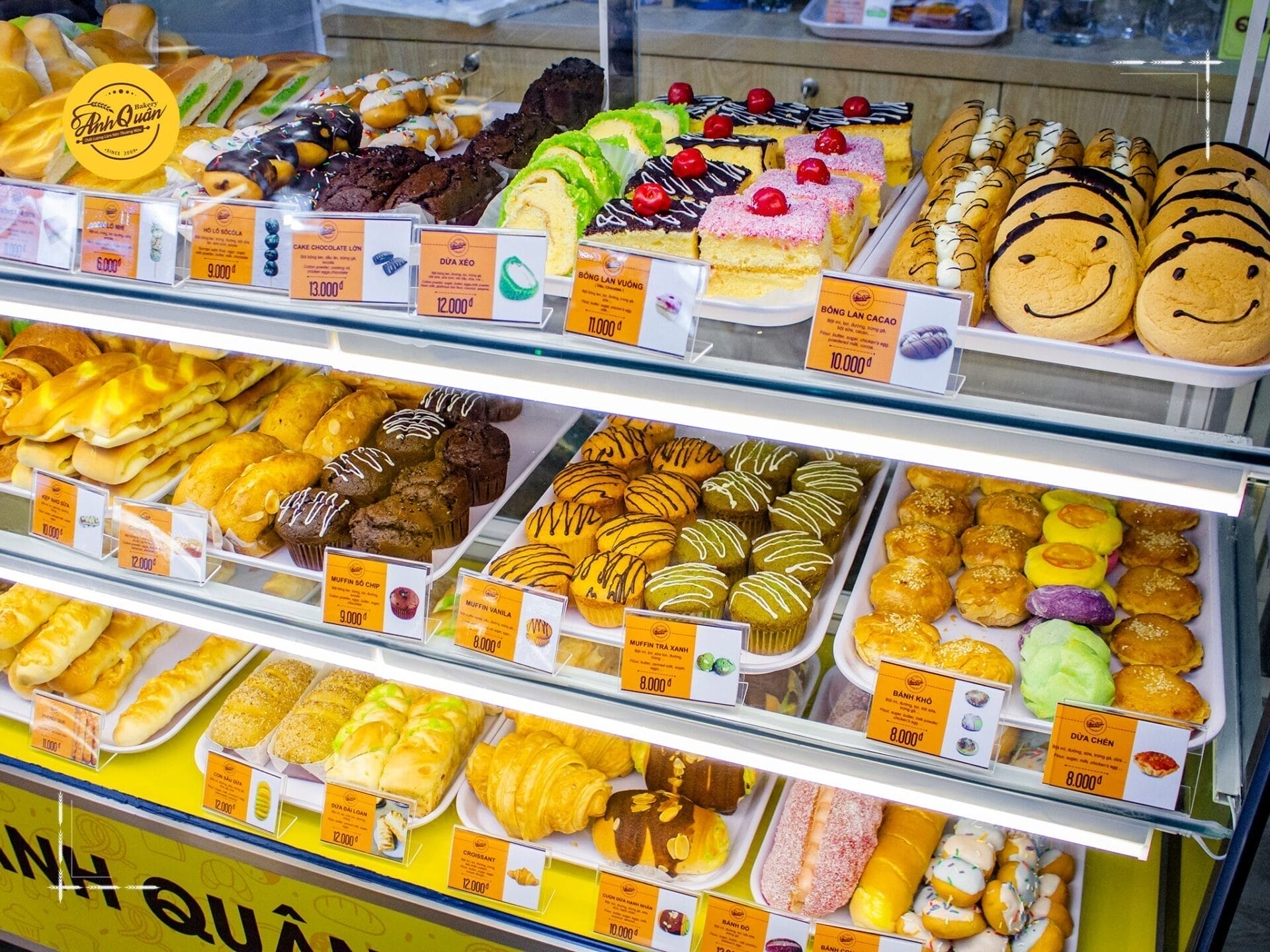 anh quan bakery