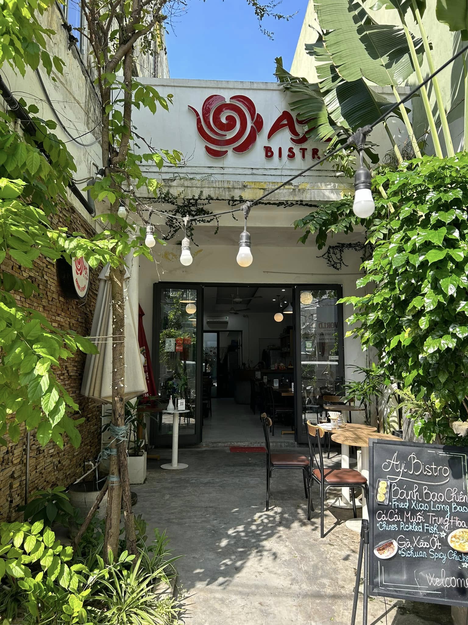 Đánh giá Ayi Bistro – 04 – 06 Hoàng Văn Thụ, Phước Ninh, Hải Châu, Đà Nẵng