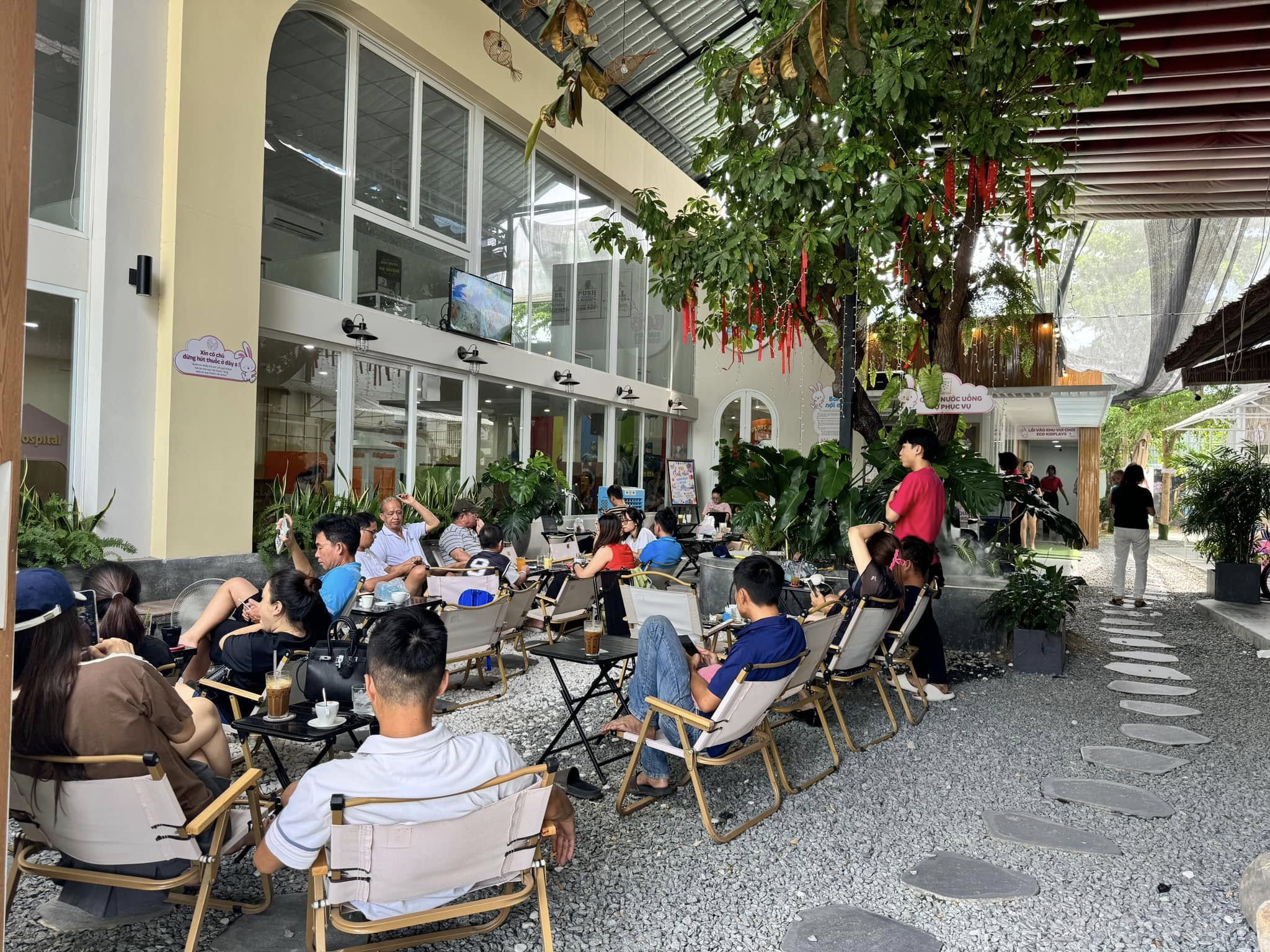 eco kidplays coffee