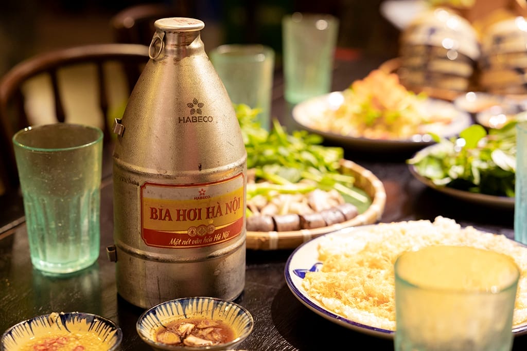 quan bia hoi nhau dem 74