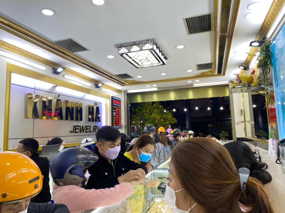 tiem vang khanh ha