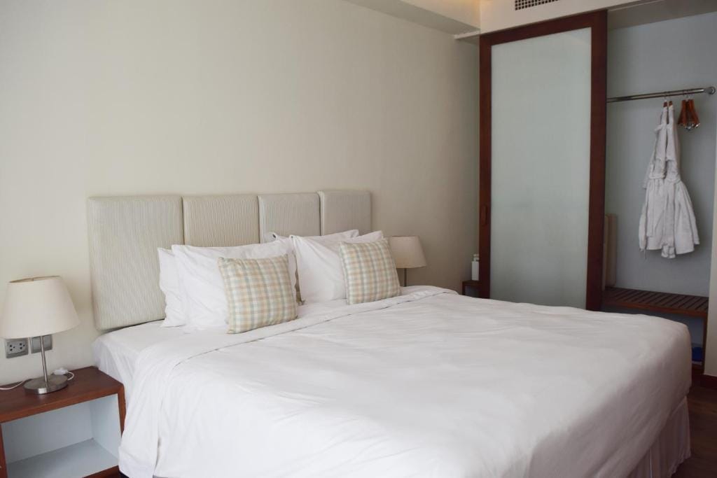 A La Carte Da Nang Beach