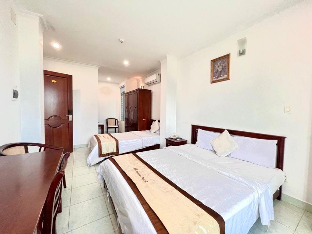 Amanda Hotel