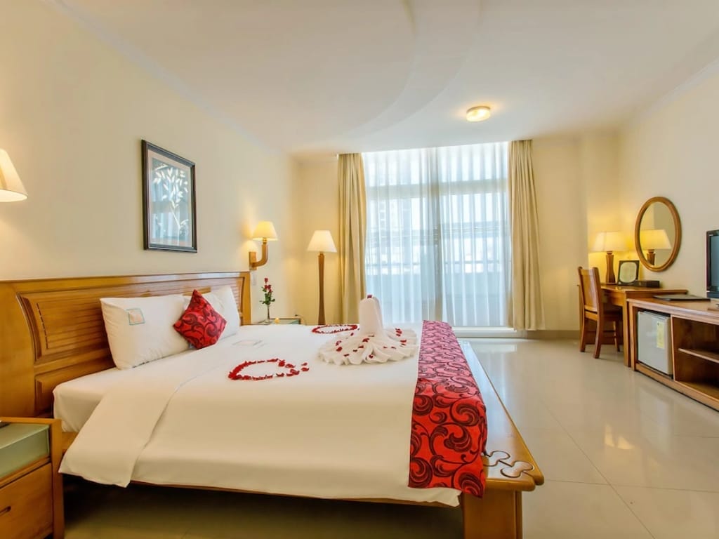 Đánh giá Golden Sea Hotel – 198 Phạm Văn Đồng, Quận Sơn Trà, TP. Đà Nẵng