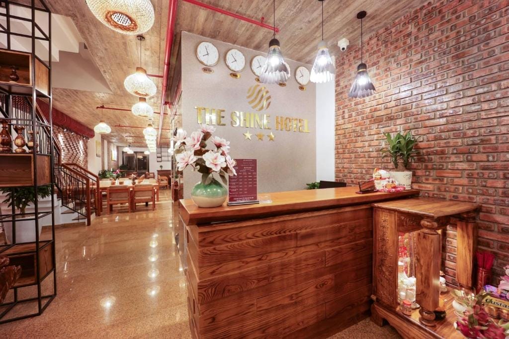 Khách sạn Shine Đà Nẵng