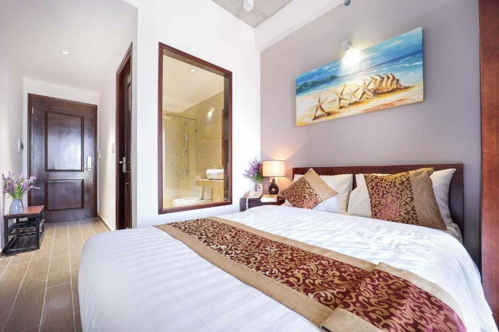 Khách sạn Shine Đà Nẵng