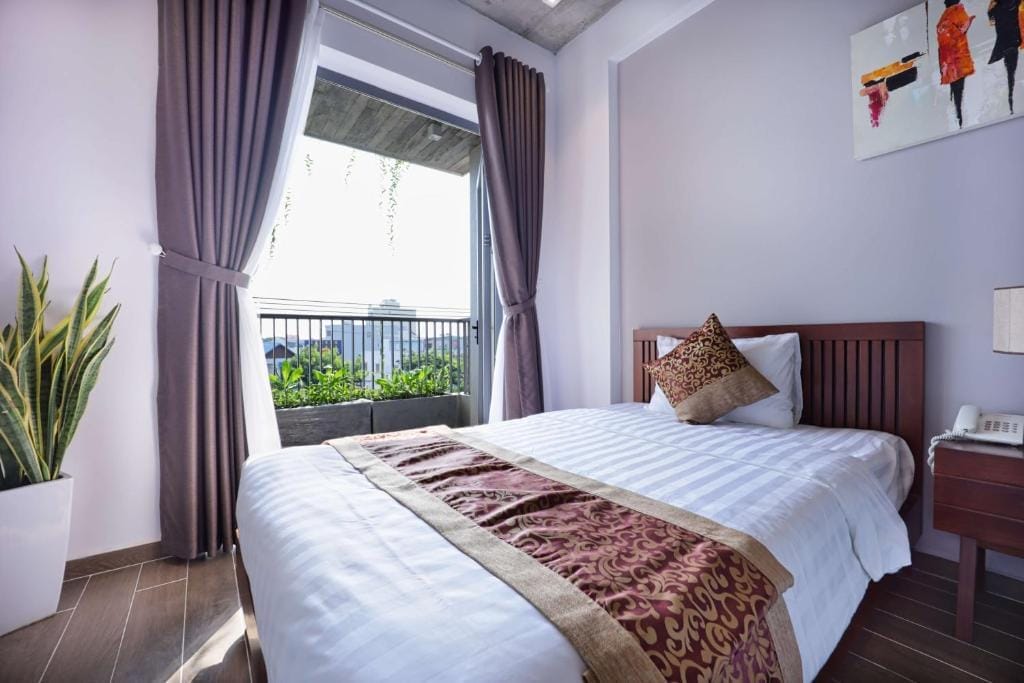 Khách sạn Shine Đà Nẵng