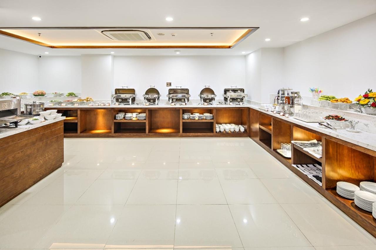Merry Hotel Danang