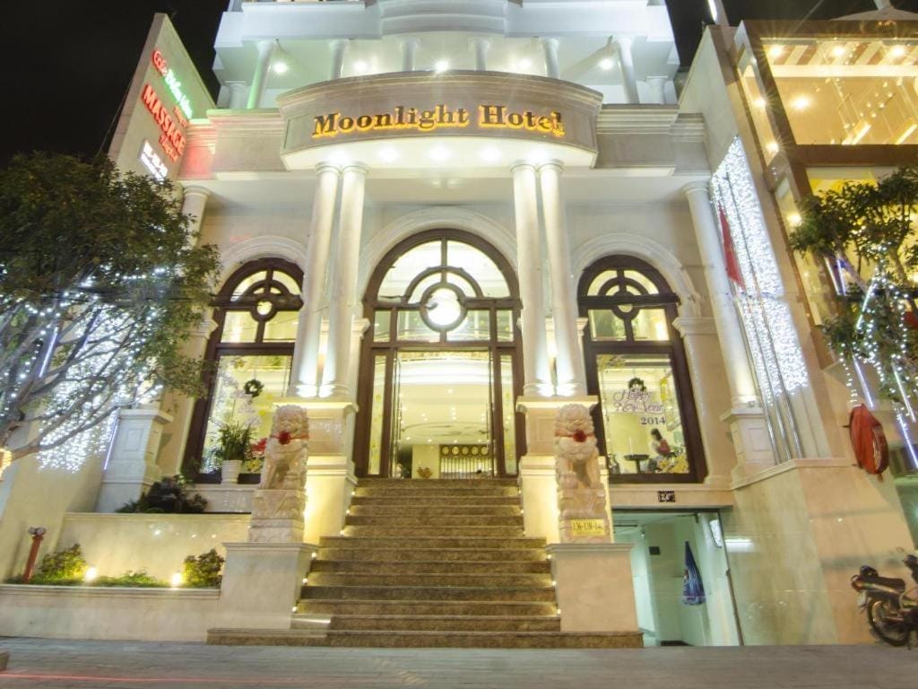 Đánh giá Moonlight Hotel Da Nang – 136 -138 -140 Phan Châu Trinh, Phước, Hải Châu, Đà Nẵng