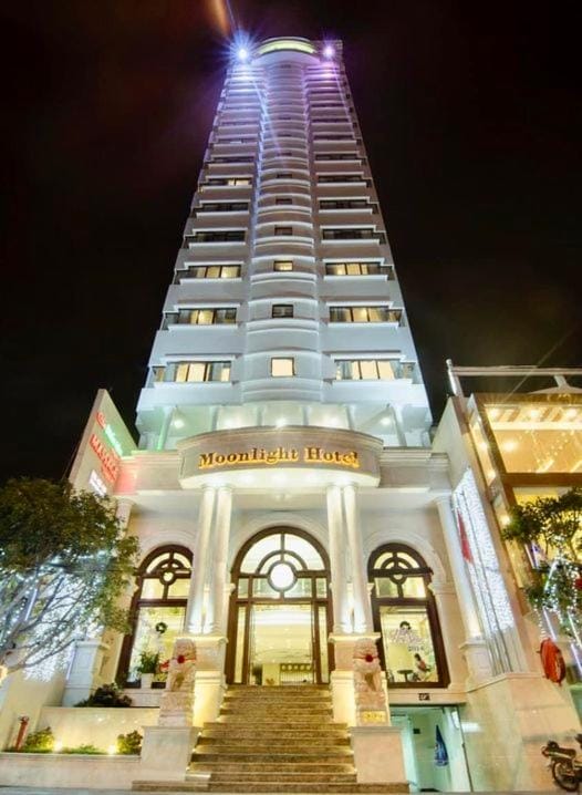 Đánh giá Moonlight Hotel Da Nang – 136 -138 -140 Phan Châu Trinh, Phước, Hải Châu, Đà Nẵng