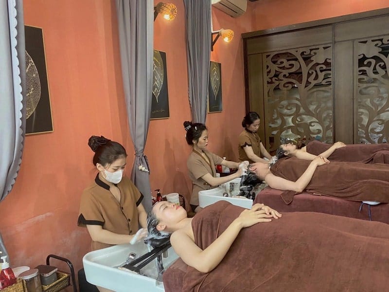 nhu linh academy