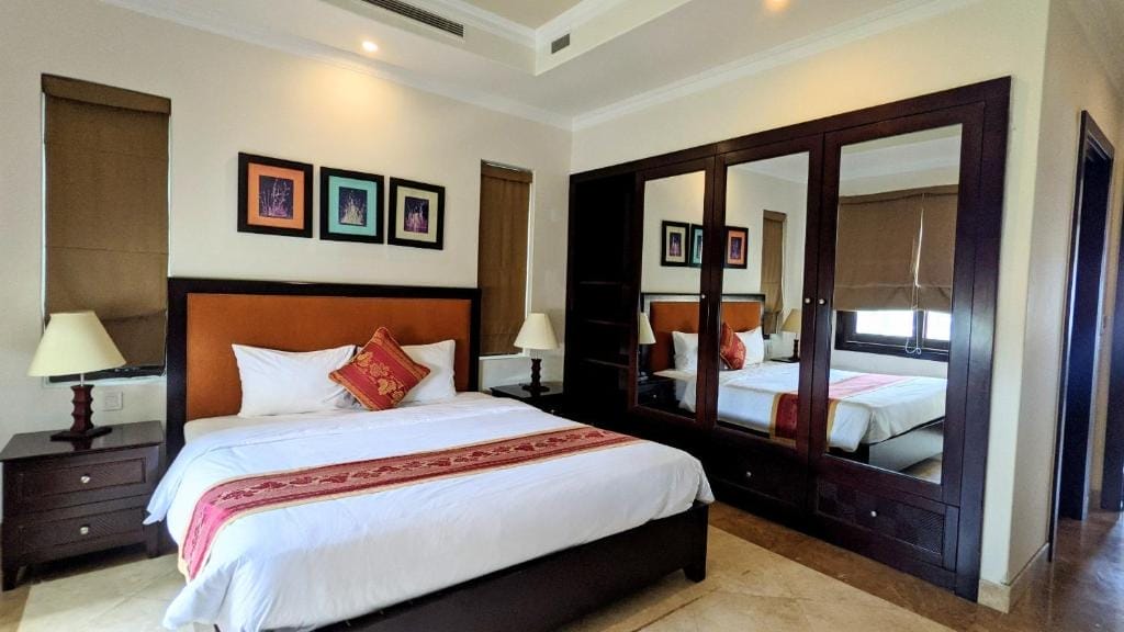 Olalani Resort & Condotel