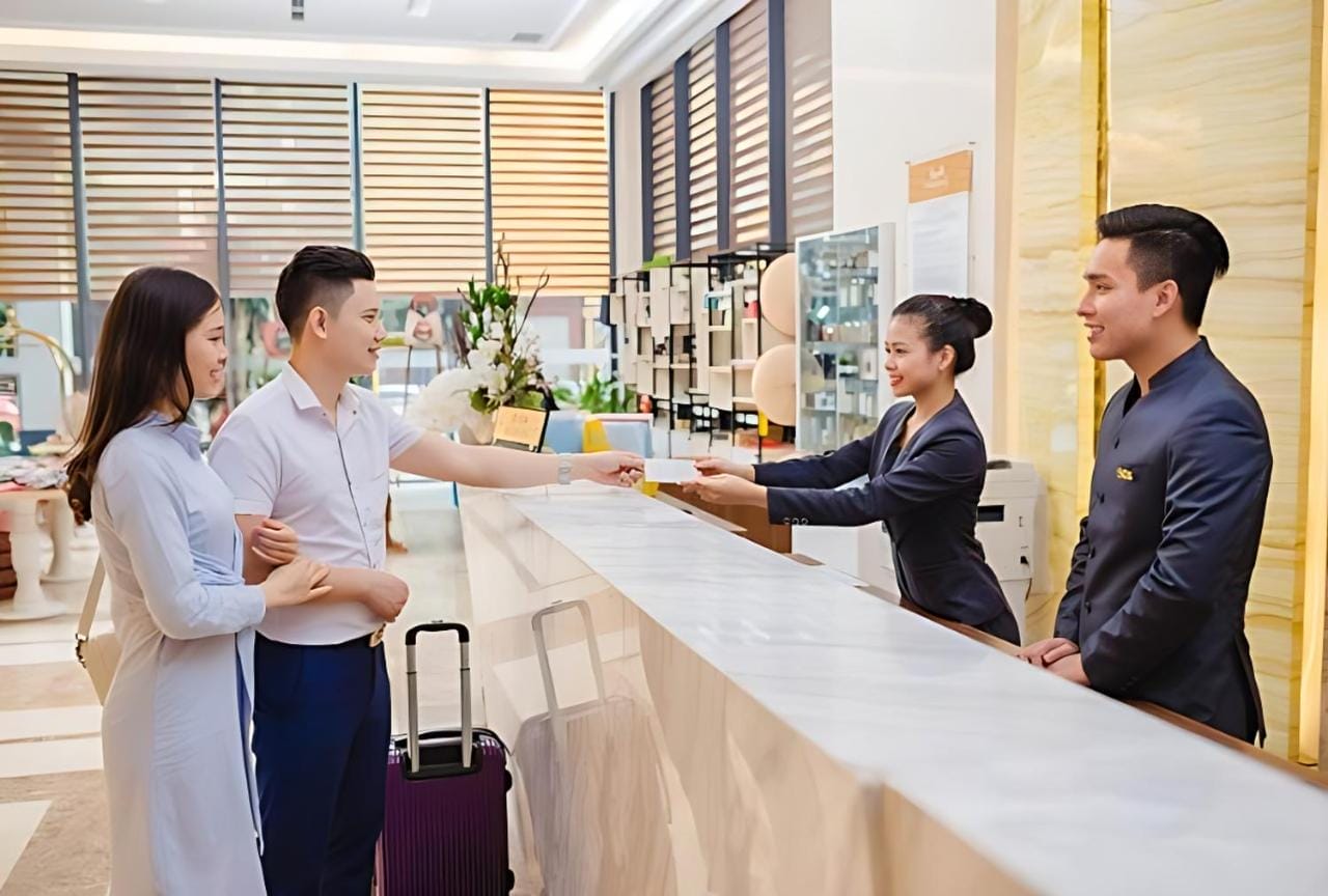 Đánh giá Royal Beach Hotel – 70 Loseby, An Hải Bắc, Sơn Trà, Đà Nẵng