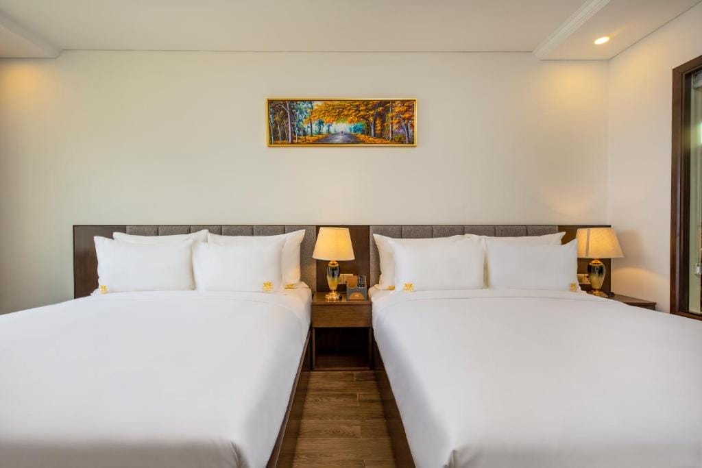 Santa Luxury Hotel