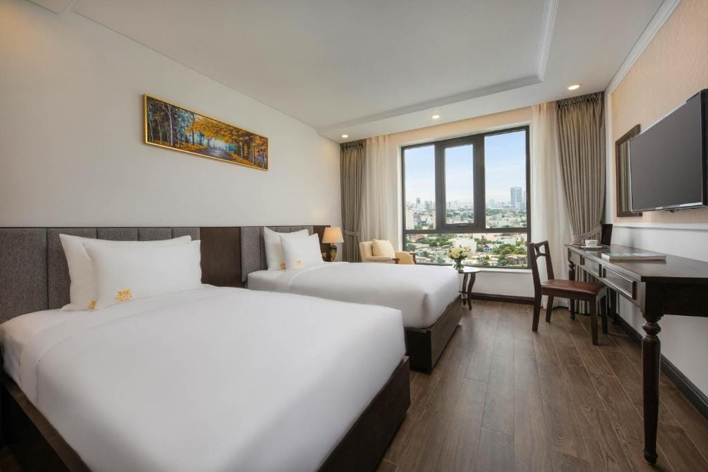 Santa Luxury Hotel