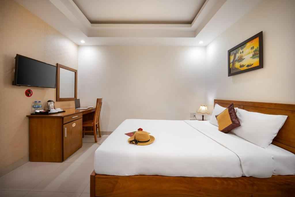 Twilight Beach Hotel
