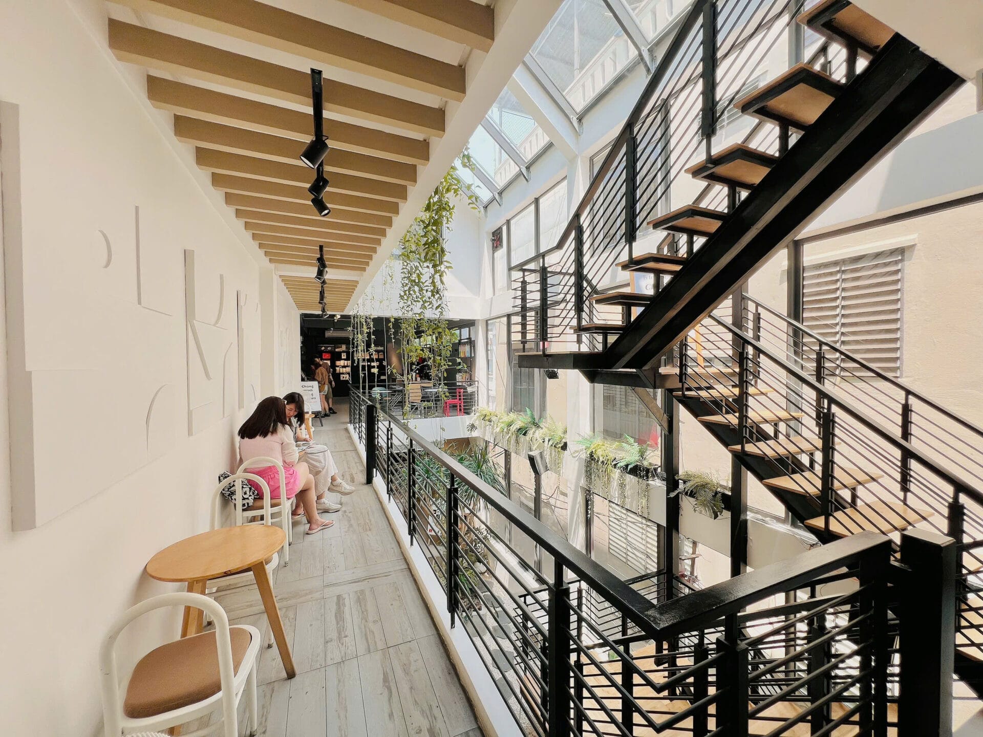 Đánh giá Wonderlust Danang – 96 Trần Phú, Hải Châu, Đà Nẵng
