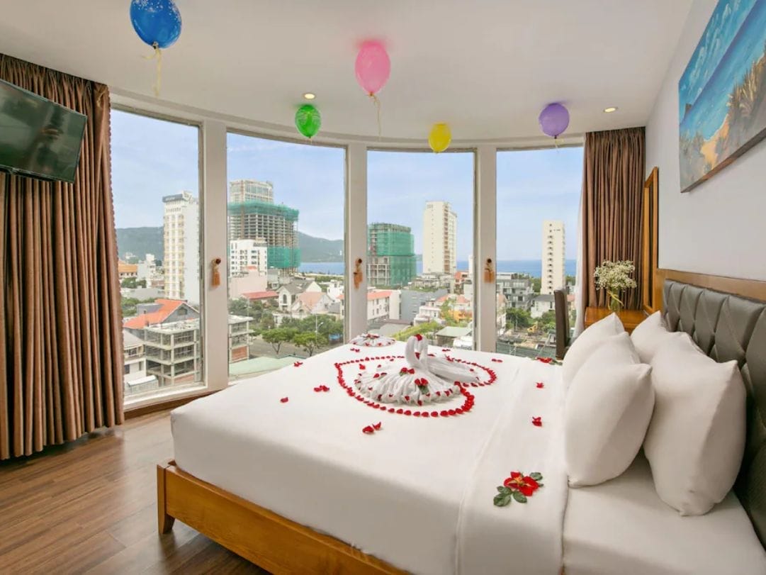 Đánh giá LA Beach Hotel – 170 Võ Nguyên Giáp, Quận Sơn Trà, TP. Đà Nẵng