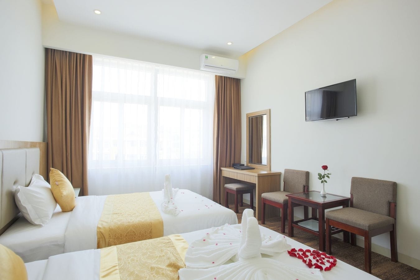Red Palace Hotel
