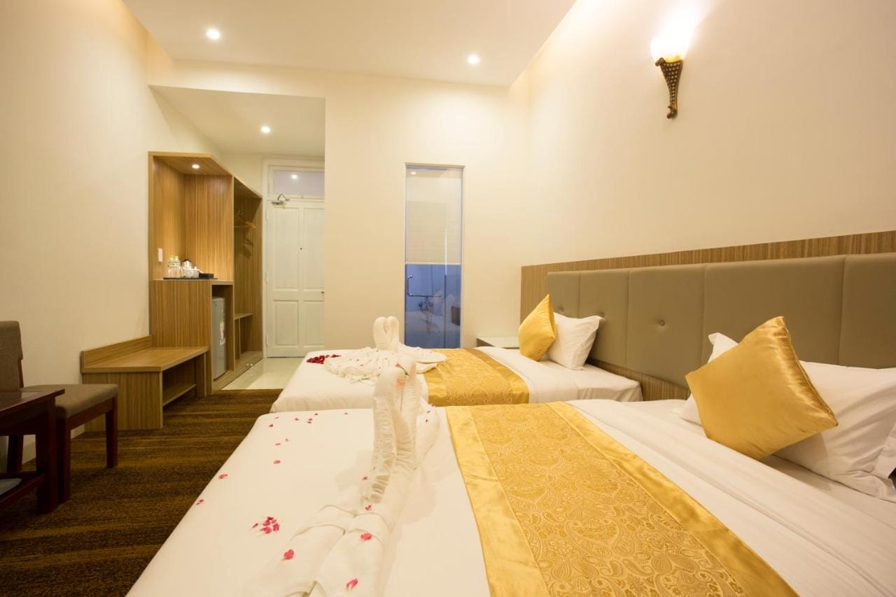 Đánh giá Red Palace Hotel – 275 Nguyễn Tri Phương, Quận Hải Châu, Đà Nẵng