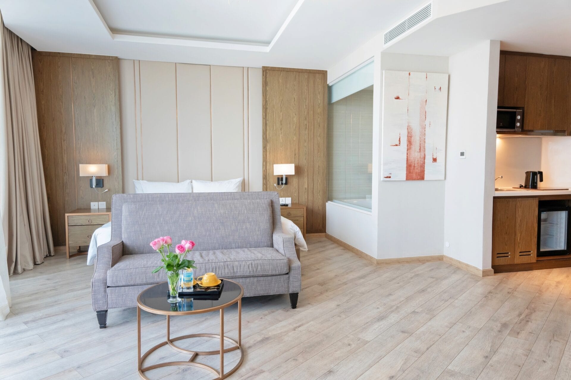 Đánh giá Lyn’s Hotel & Apartment