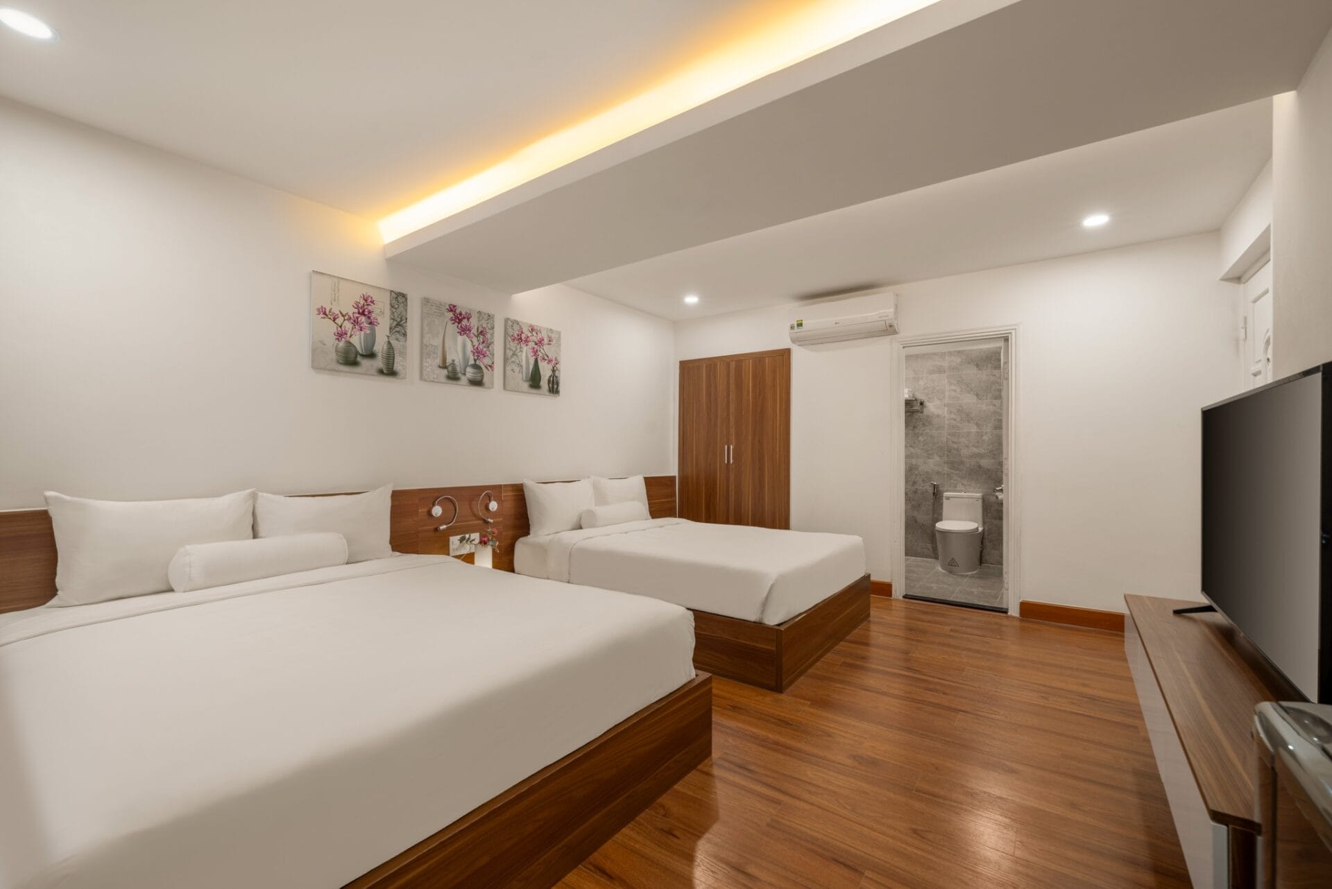 Deluxe Family Room