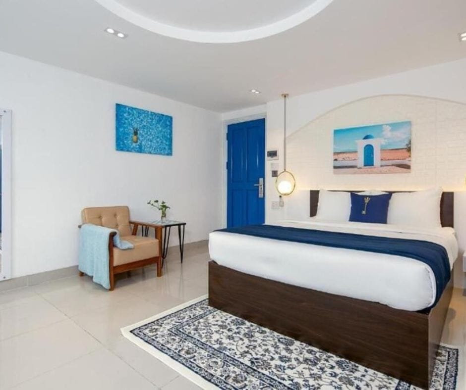 khách sạn Lucia Beach Hotel